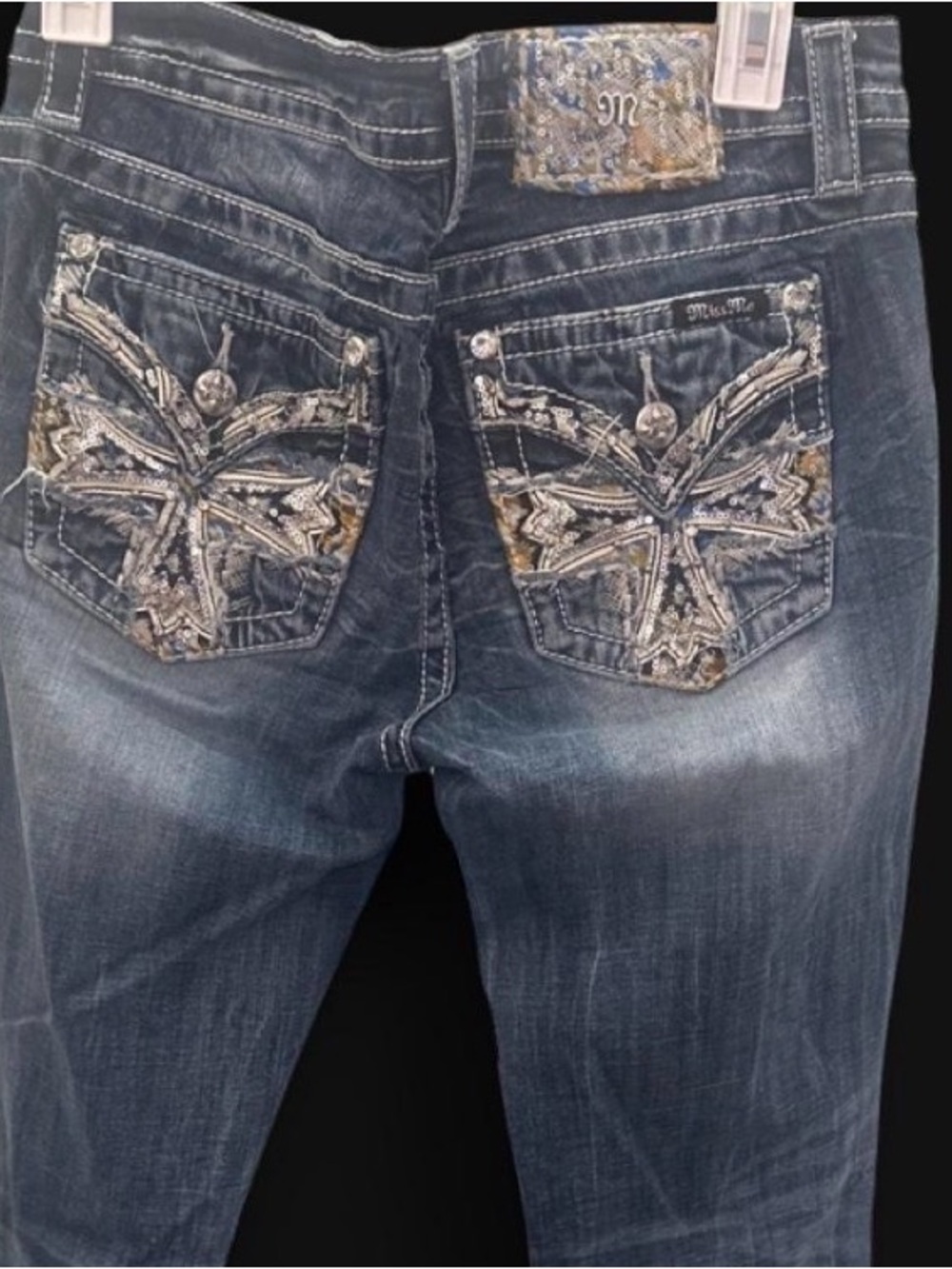 Miss Me Dark Blue Embroidered Cross Flap Pocket Jeans, size 30
